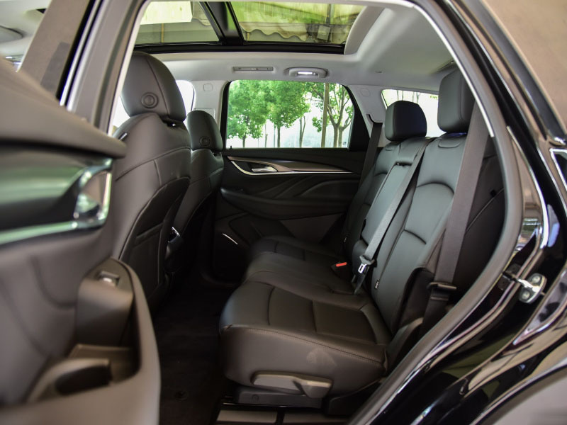 中大型高档7座SUV 全新别克昂科旗 售价29.99万起