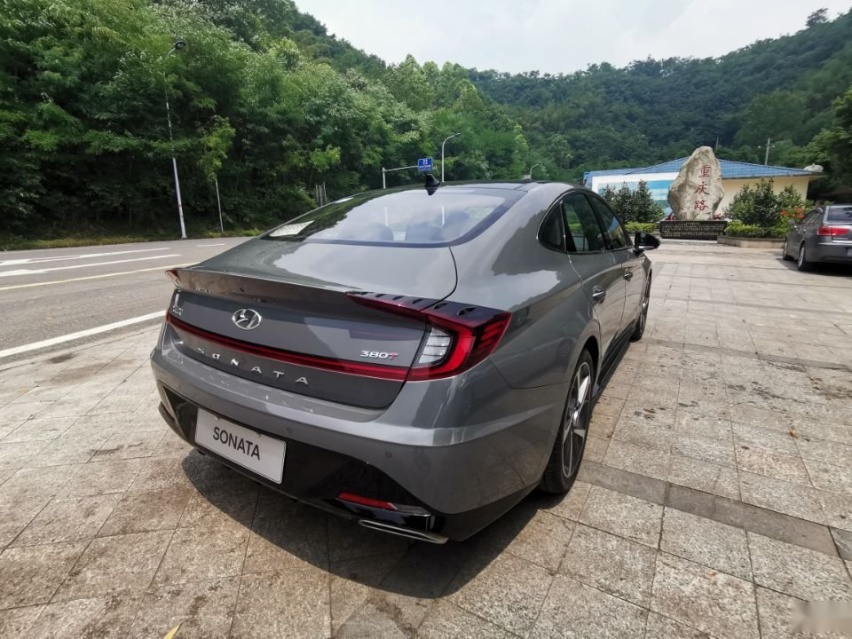 才貌双全——北京现代.第十代索纳塔上市