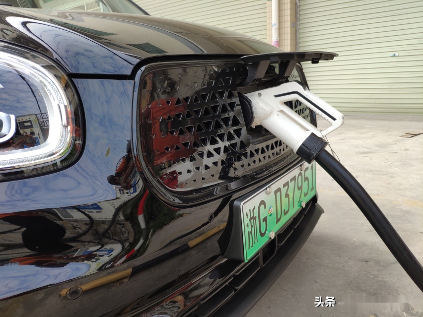 深度试驾零跑T03 8万内萌宠小身体大能量纯电动城市代步车