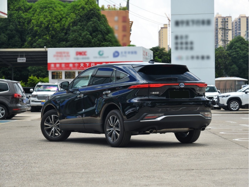 同为丰田品牌的SUV车型，凌放、威飒和荣放谁更适合你