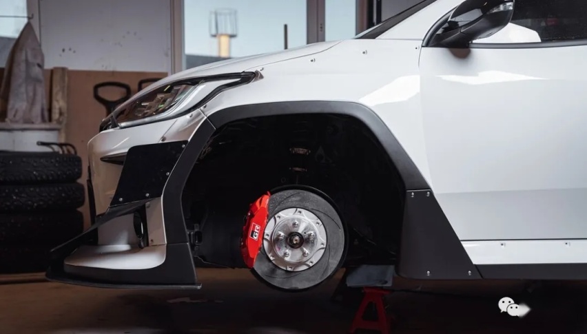 把宝马换成丰田GR Yaris，起因竟是为了一套宽体？
