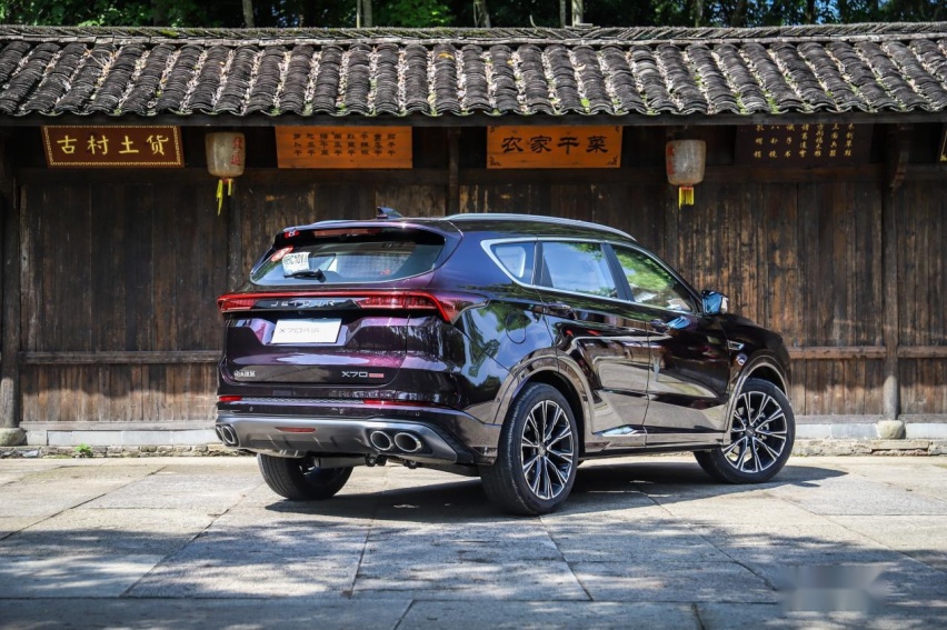 试驾捷途X70 PLUS诸葛版 比H6贵的它值得买么？