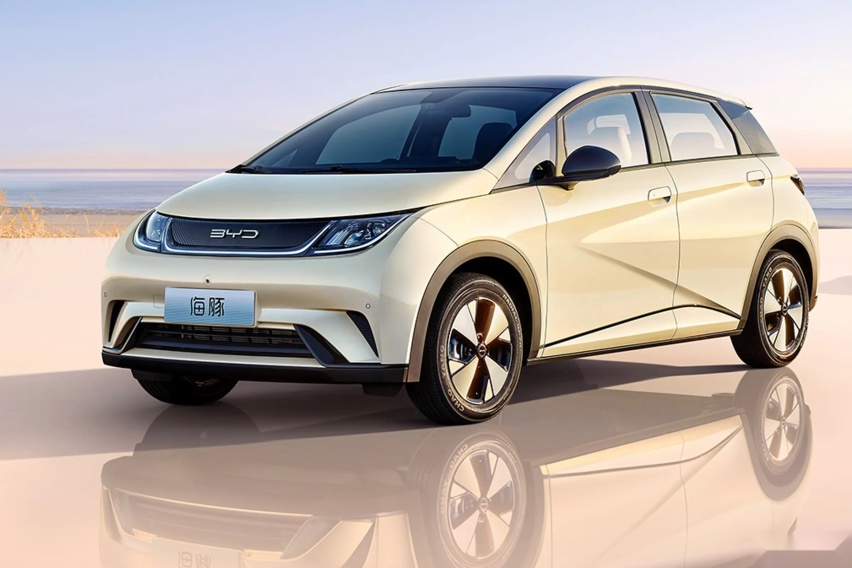 比亚迪海豚荣耀版即将上市，新增302km续航，或8.98万起售？