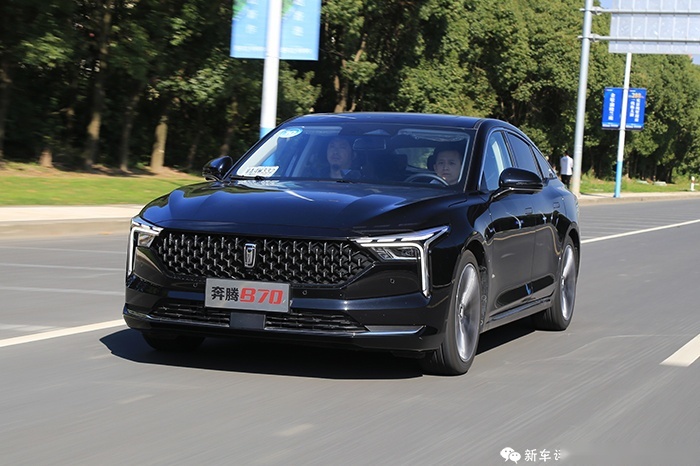 奔腾B70首试：新平台、新设计、新感觉