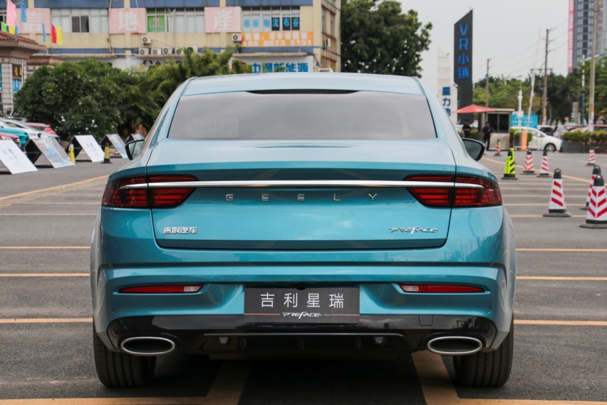 吉利星瑞到店实拍!搭载沃尔沃2.0T动力,售价令人心动