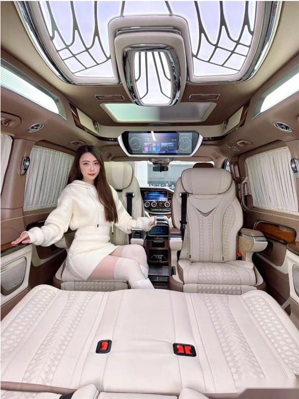 沉稳的高级感——奔驰V260房车如何改装？