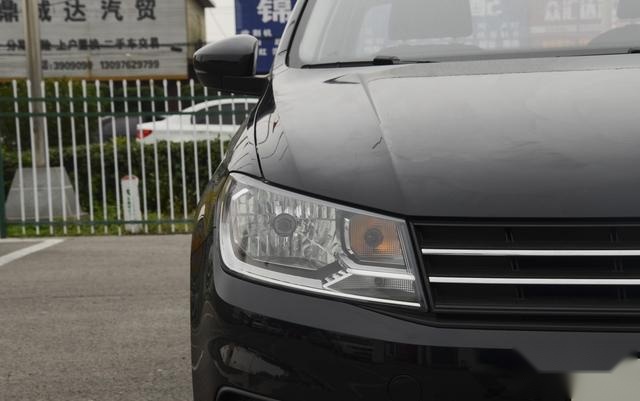 从一代神车到滴滴典范 6万价格 6L油耗 难为TA了
