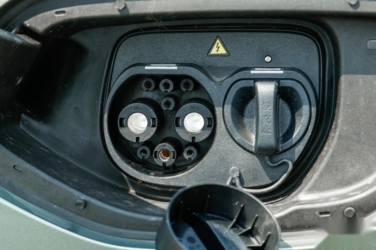 全景智慧可变SUV 长安启源E07售19.99万起