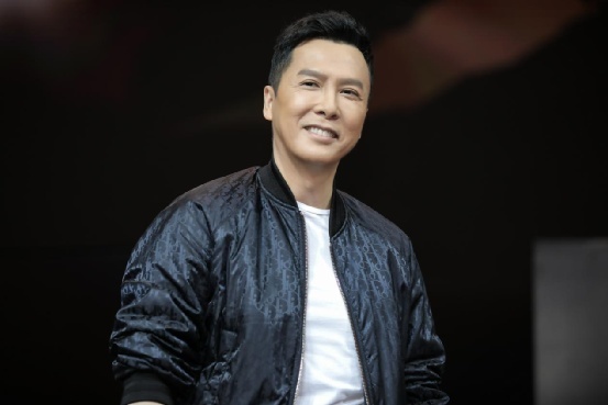 甄子丹携手长城皮卡航母战队 燃爆2021上海车展