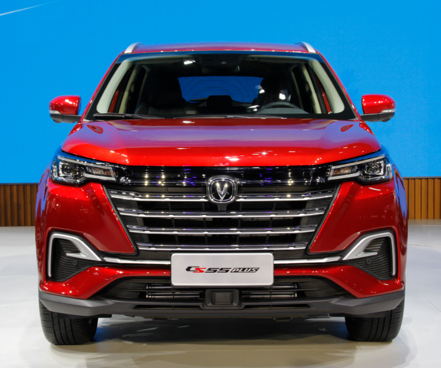 ʮ�f(w��n)��(j��)SUV���x�񣬏V��܇չ��(sh��)���L(zh��ng)��CS55 PLUS