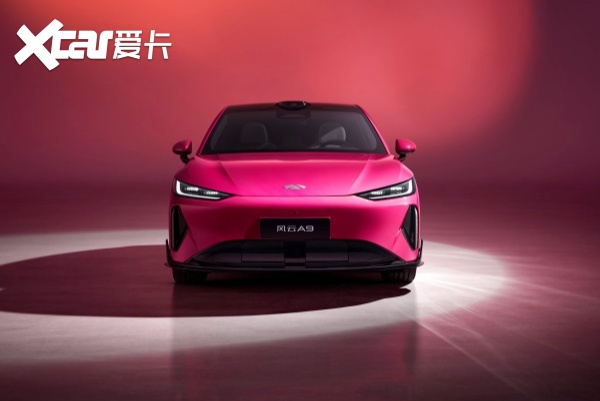 长续航智美纯电轿跑 风云A9开启预售 11.59万起