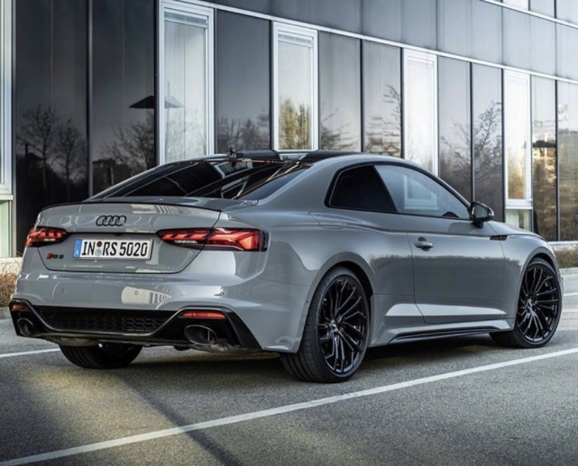 奥迪新RS5 Sportback曝光 V6四驱配这个外观真香