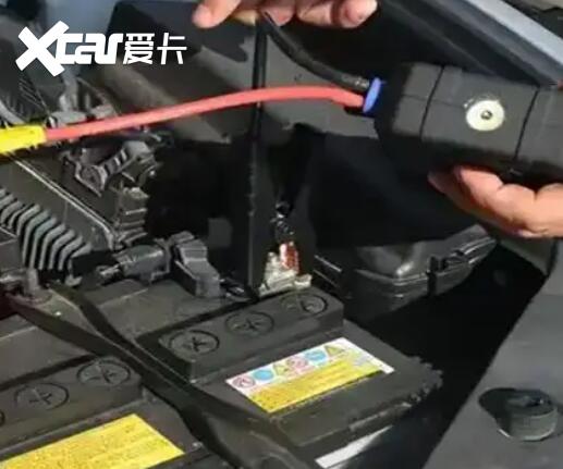 汽车电瓶寿命45%需要更换吗