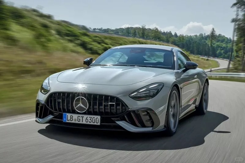 赛道利器——奔驰AMG GT 63 Pro