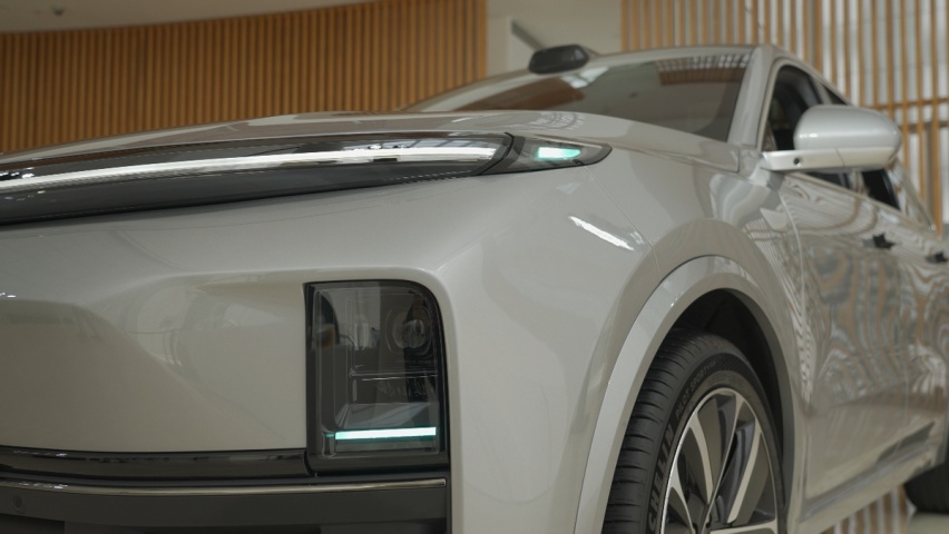 理想 L9 深度解析:“家用 SUV”的多元宇宙