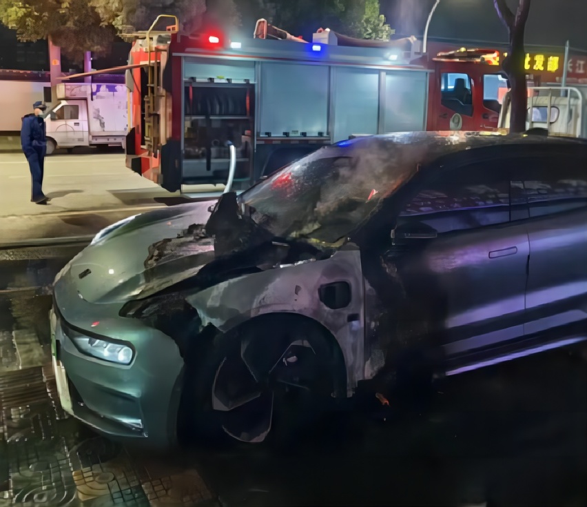 极氪001公布失火事件始末，首例失火究竟是何缘故？