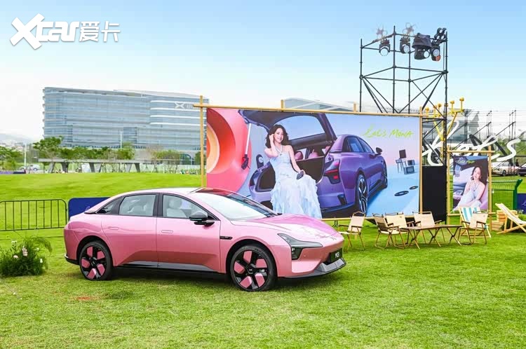 把“越级”变成标配，2026款小鹏MONA M03上市售11.98万起