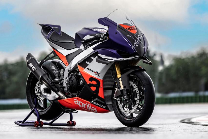阿普利亚RSV4 XTrenta，230马力车重仅166kg，堪称猛兽