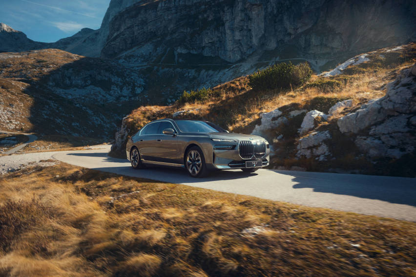 全力以赴电动化 创新纯电动BMW i7 eDrive50L中国上市