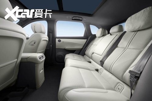 适合家用的SUV推荐哪款？红旗HS6，懂家的“可靠伙伴”！