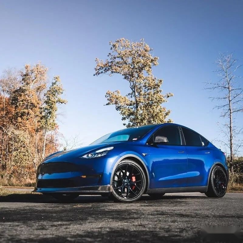 一年内连换5套轮毂的特斯拉Model Y，最后发现BBS才是真爱