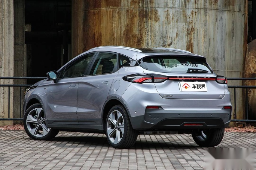 几何C敲定8月7日上市，定位紧凑型SUV/续航550km