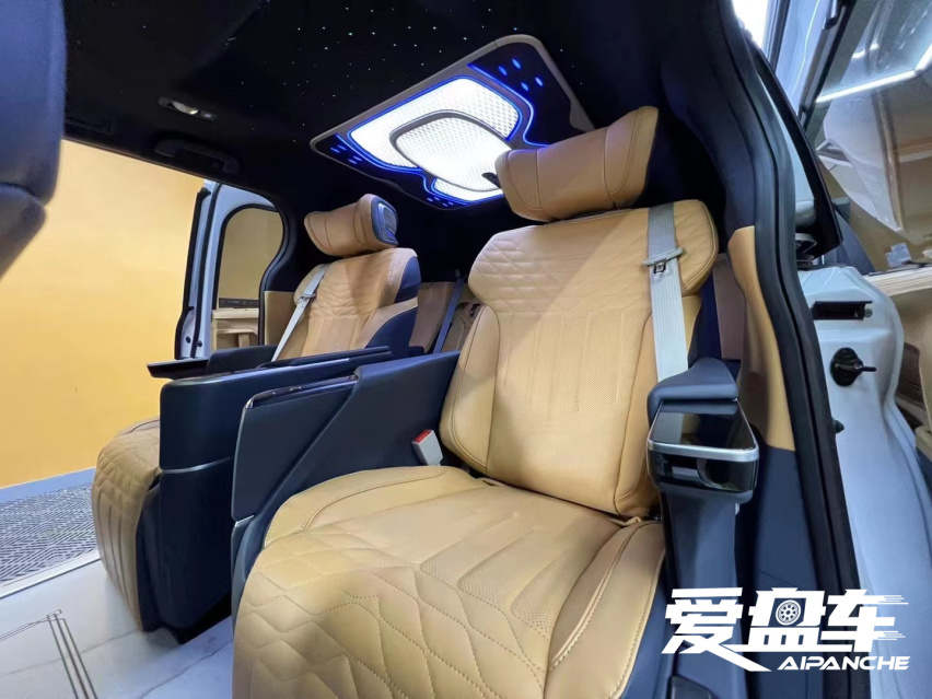 爱盘车教你丰田赛那内饰改装技巧和搭配的这几个方案要记住