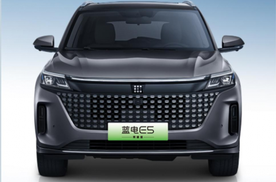 风云T9入场7座混动SUV，但仍未能卷过蓝电E5荣耀版