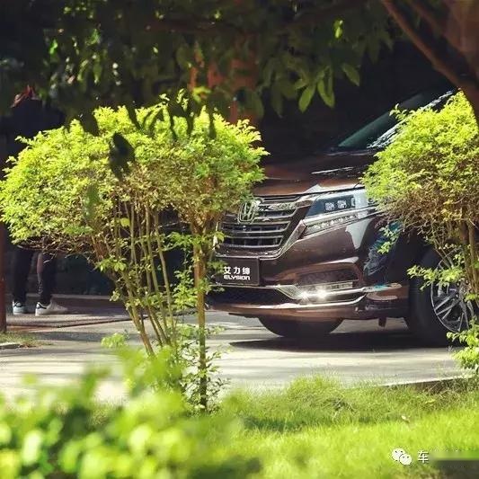 省油利器！“百万级”后排，选择艾力绅锐·混动给你更好的爱