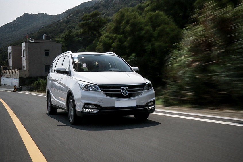 国产第一台真正意义的家用MPV，品质上乘，TOP10销量榜的