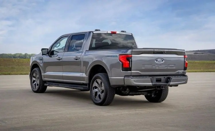 福特公布 2024 年款 F-150 Lightning 全系列定价
