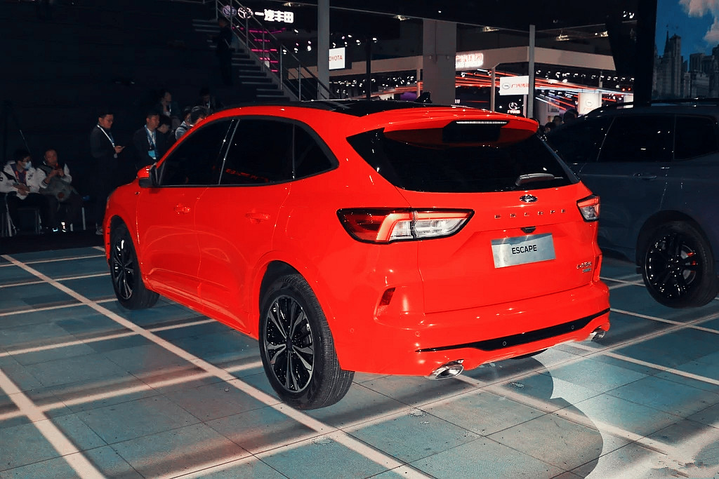 ���Y��һ�I��SUV���ˣ��@���ֵ���ȡ����r(sh��)�ݡ���׃�������f��