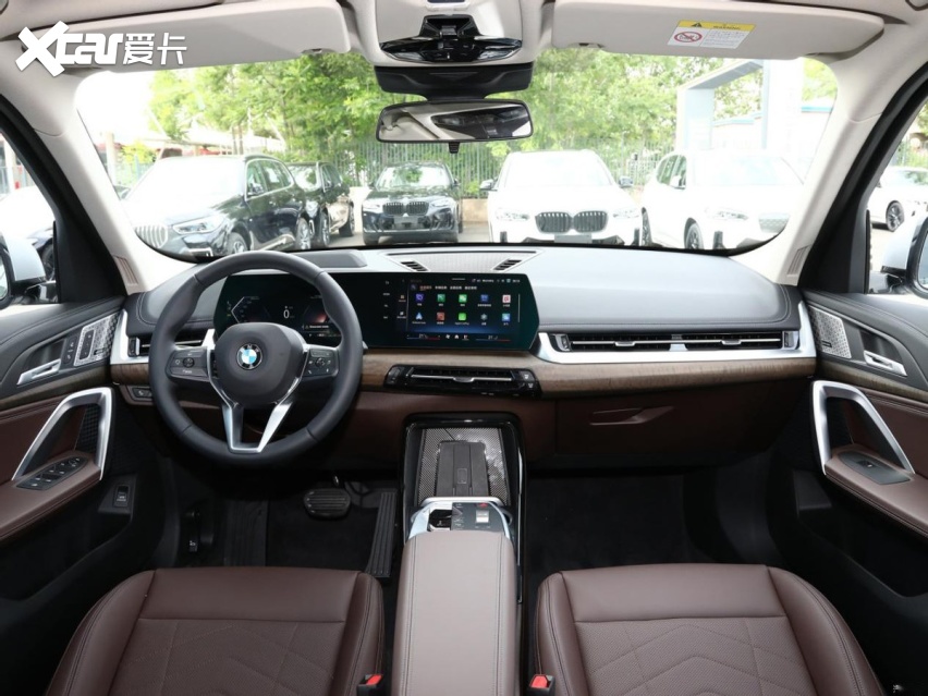 全新林肯冒险家焕新对比宝马X1，美系 vs德系