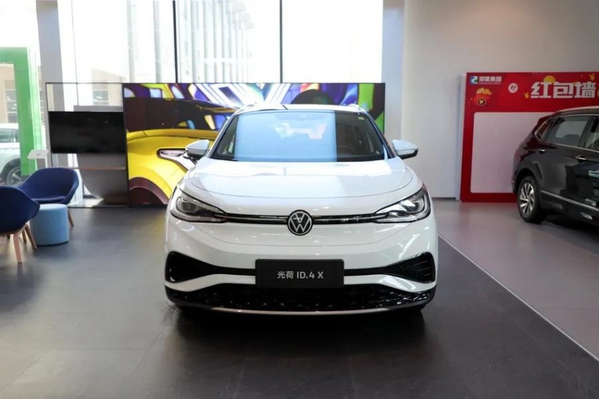 上汽大众ID.4 X抢鲜看：它能比特斯拉Model Y香吗？