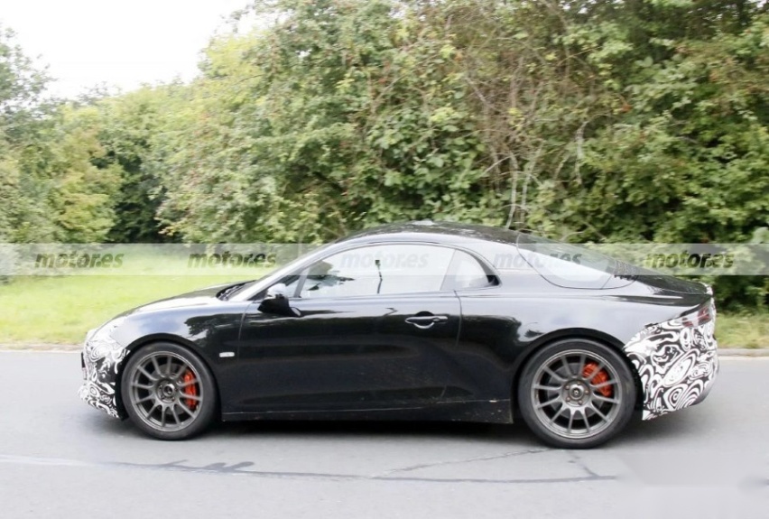 ​Alpine A110改款车谍照曝光，外观时尚运动，性能媲美718