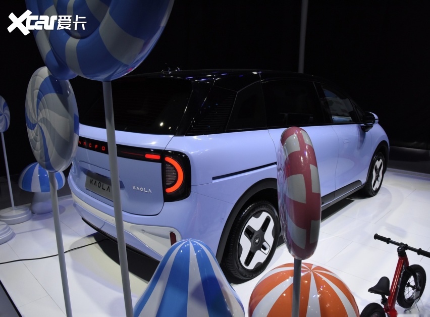 首款母婴专用mpv,标配侧滑门 小桌板 宝宝椅,车展体验极狐考拉