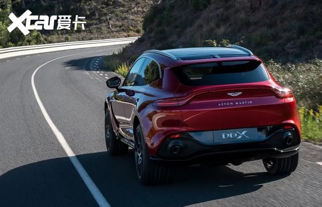 237.8万起售，阿斯顿马丁首款越野车DBX，鲶鱼式大嘴搭配赛车座椅