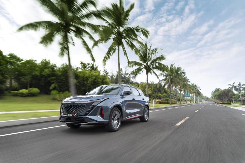 9.99万拿下1.5T、15.58万拿下iDD混动，欧尚Z6正式上市