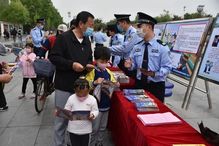 想骑电瓶车？先准备好头盔，6月起将严查！