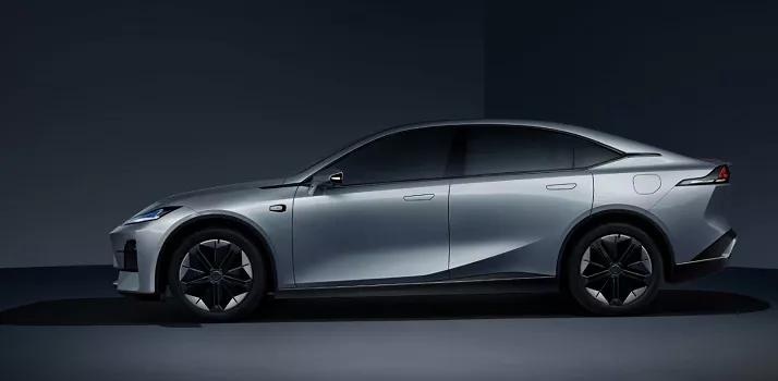代客泊车7.0、掀背造型、贯穿式尾灯,长安C385还有哪些看点?