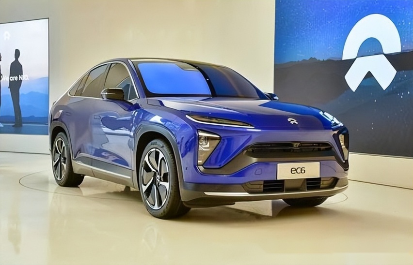 LS7盲订破“万”台，实则仅千台，智己注定要走冷门路线？