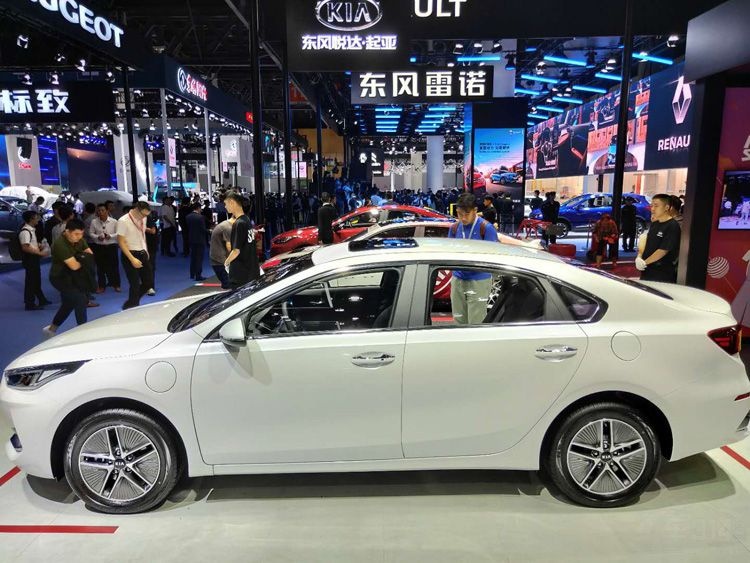 进军新能源 全新起亚K3 PHEV能否扛起销量？