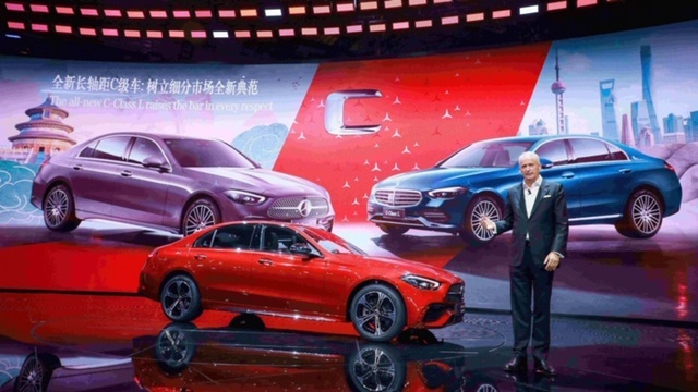 梅赛德斯-奔驰携四大子品牌豪华矩阵闪耀2021上海国际车展