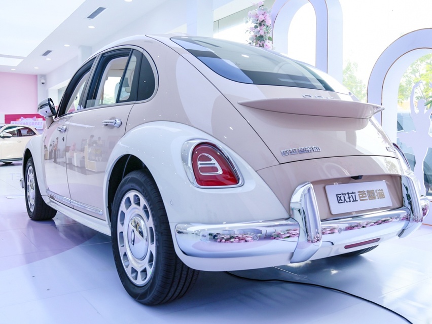 卷就完事！2022年重磅新车汇总 凯美瑞同价就能买豪车？
