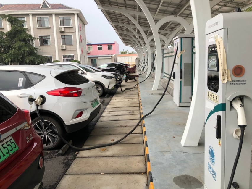 纯电续航500km的新能源汽车够用了吗？能不能买？