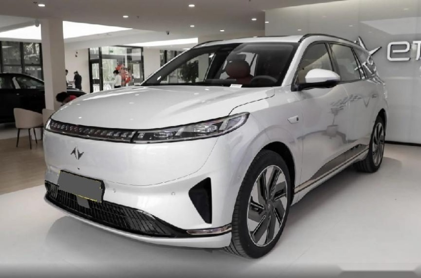 预算20万想买大六座家用SUV？东风奕派给出了答案