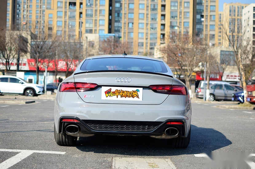 2.9T V6引擎，却是更简单的快乐，深度试驾奥迪RS5