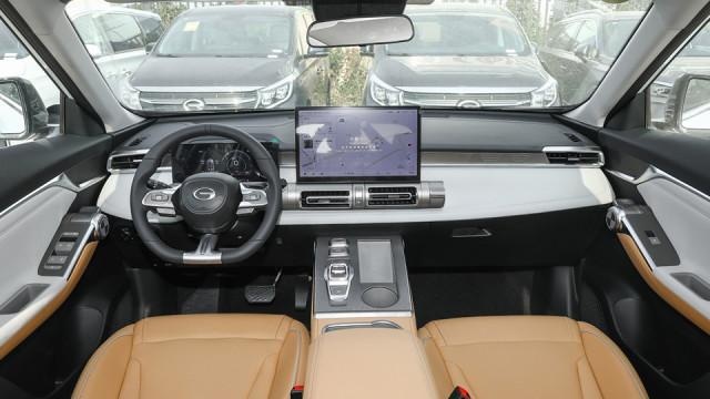 252马力的紧凑型SUV，广汽传祺影酷养车2.4万元/年贵吗？