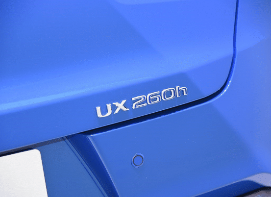 这款SUV开起来像跑车，试驾雷克萨斯UX260h
