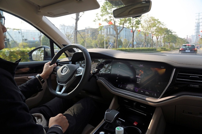 为什么是最具性价比豪华SUV？试驾全新大众途锐